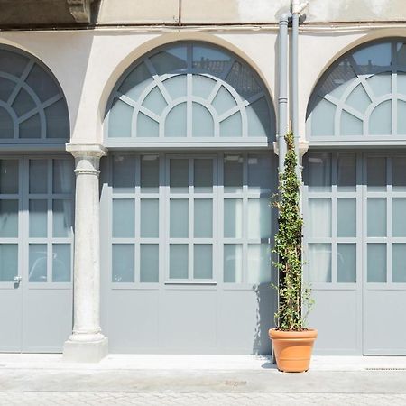 Romantic Escape City Centre With Jacuzzi & Parking By Rent All Como Exterior foto