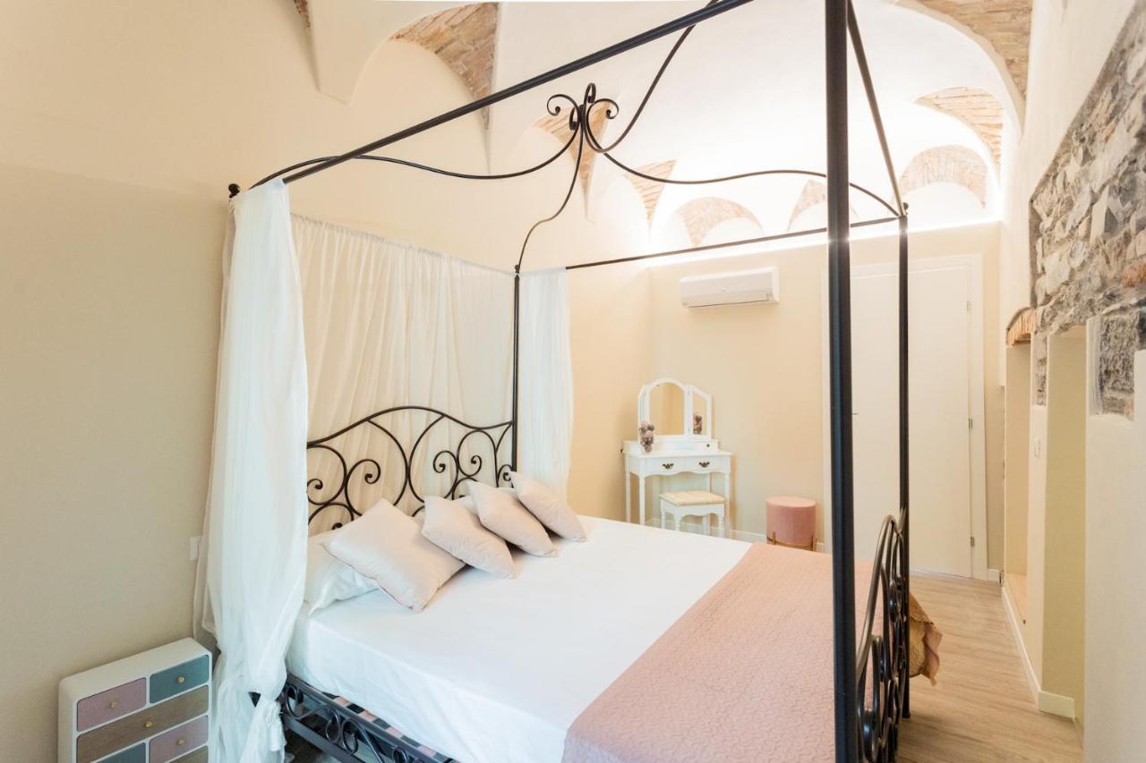Romantic Escape City Centre With Jacuzzi & Parking By Rent All Como Exterior foto