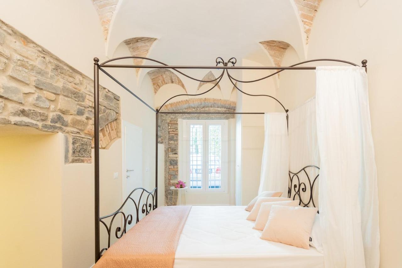 Romantic Escape City Centre With Jacuzzi & Parking By Rent All Como Exterior foto