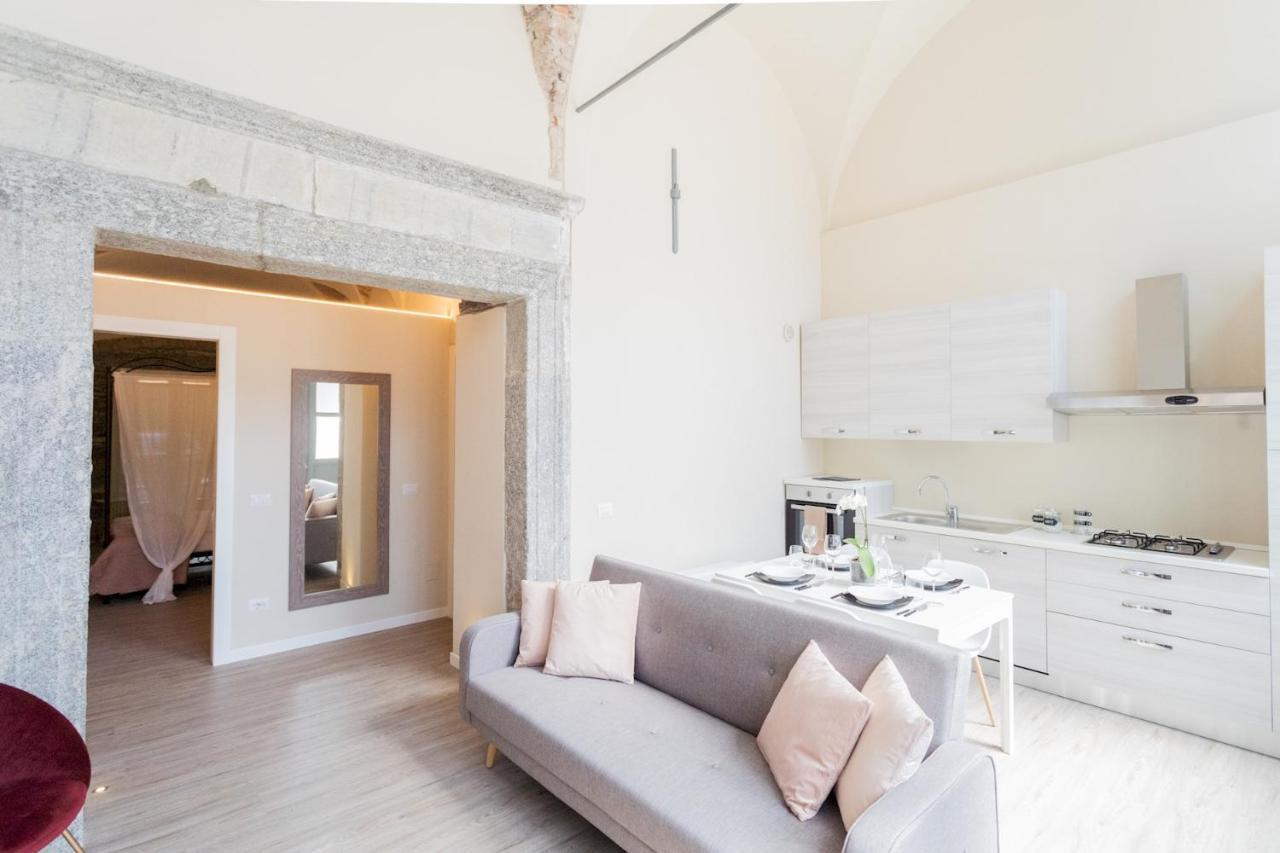 Romantic Escape City Centre With Jacuzzi & Parking By Rent All Como Exterior foto